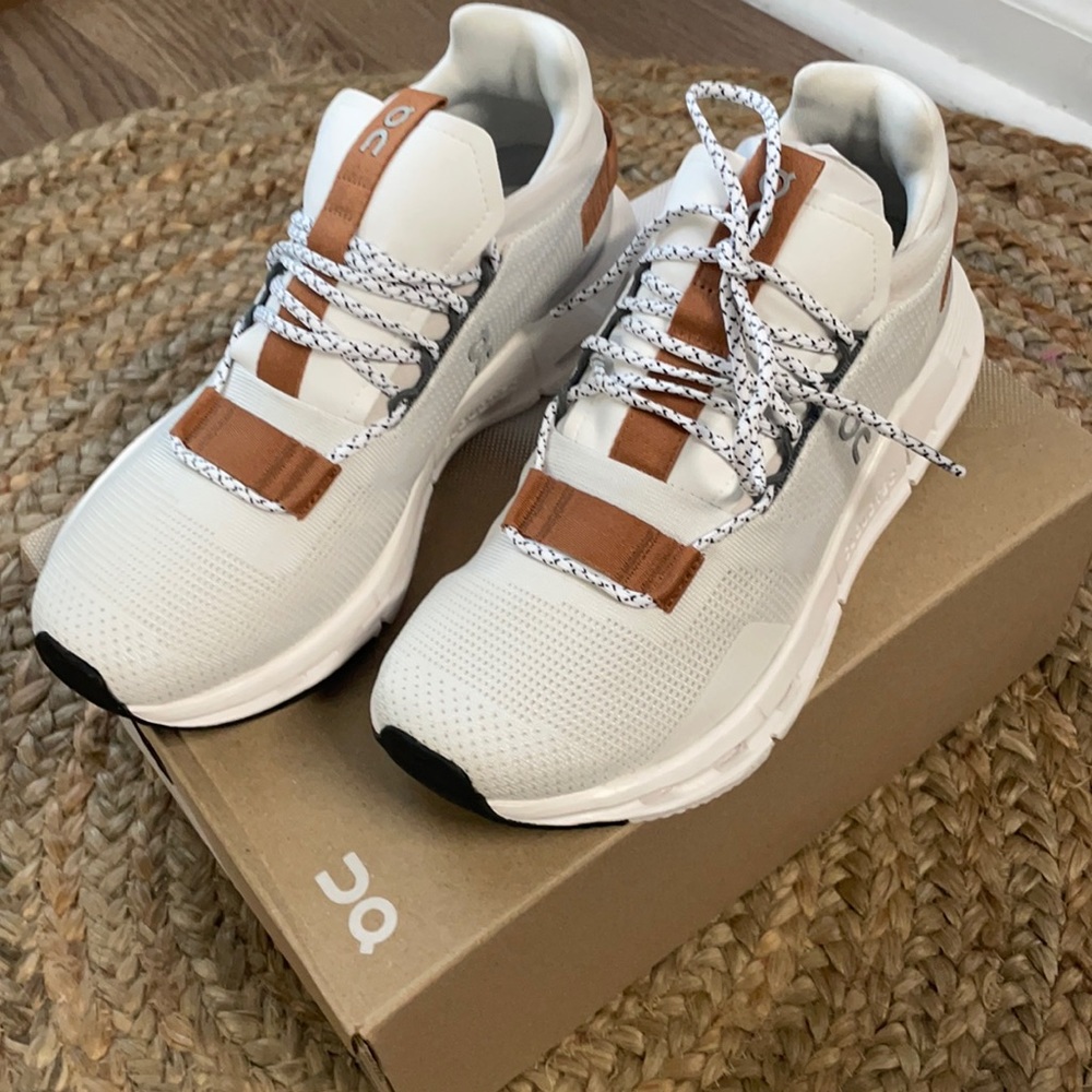 BRAND NEW IN BOX Cloudnova White Pearl Sneakers Size 6.5